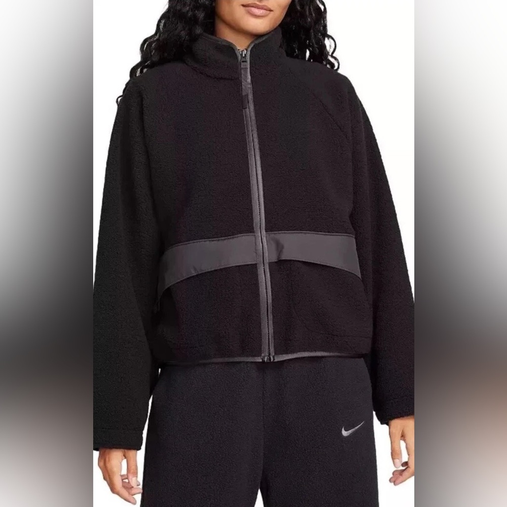 Nike High-Pile Black Fleece Zip-Up Jacket